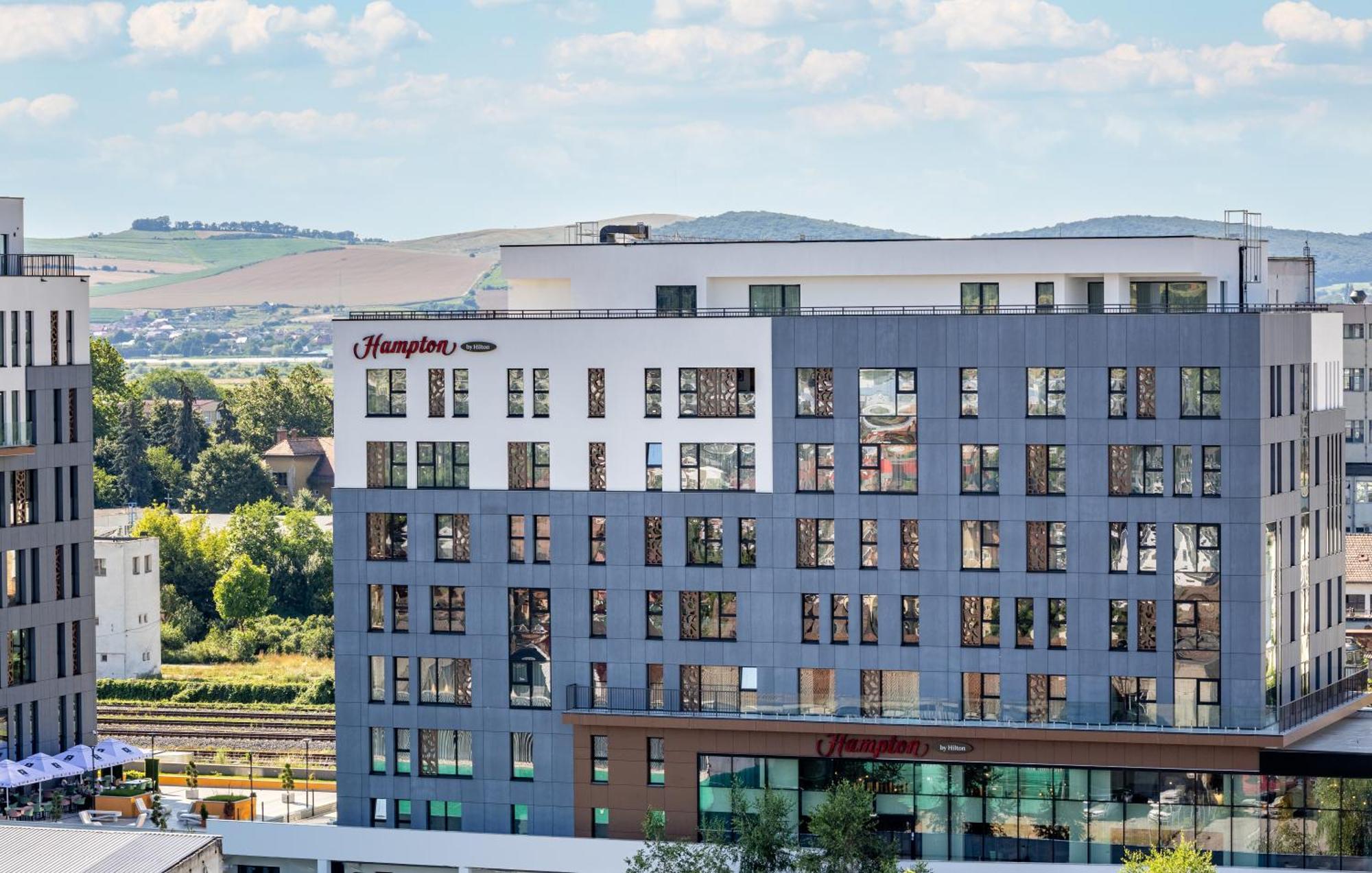 Hampton By Hilton Târgu-Mureş 外观 照片