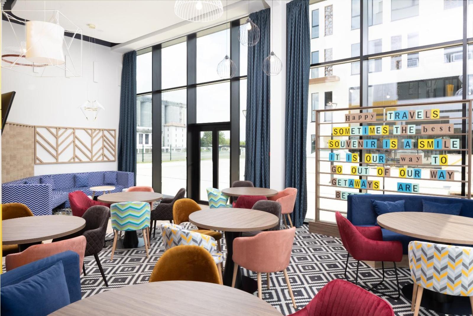 Hampton By Hilton Târgu-Mureş 外观 照片