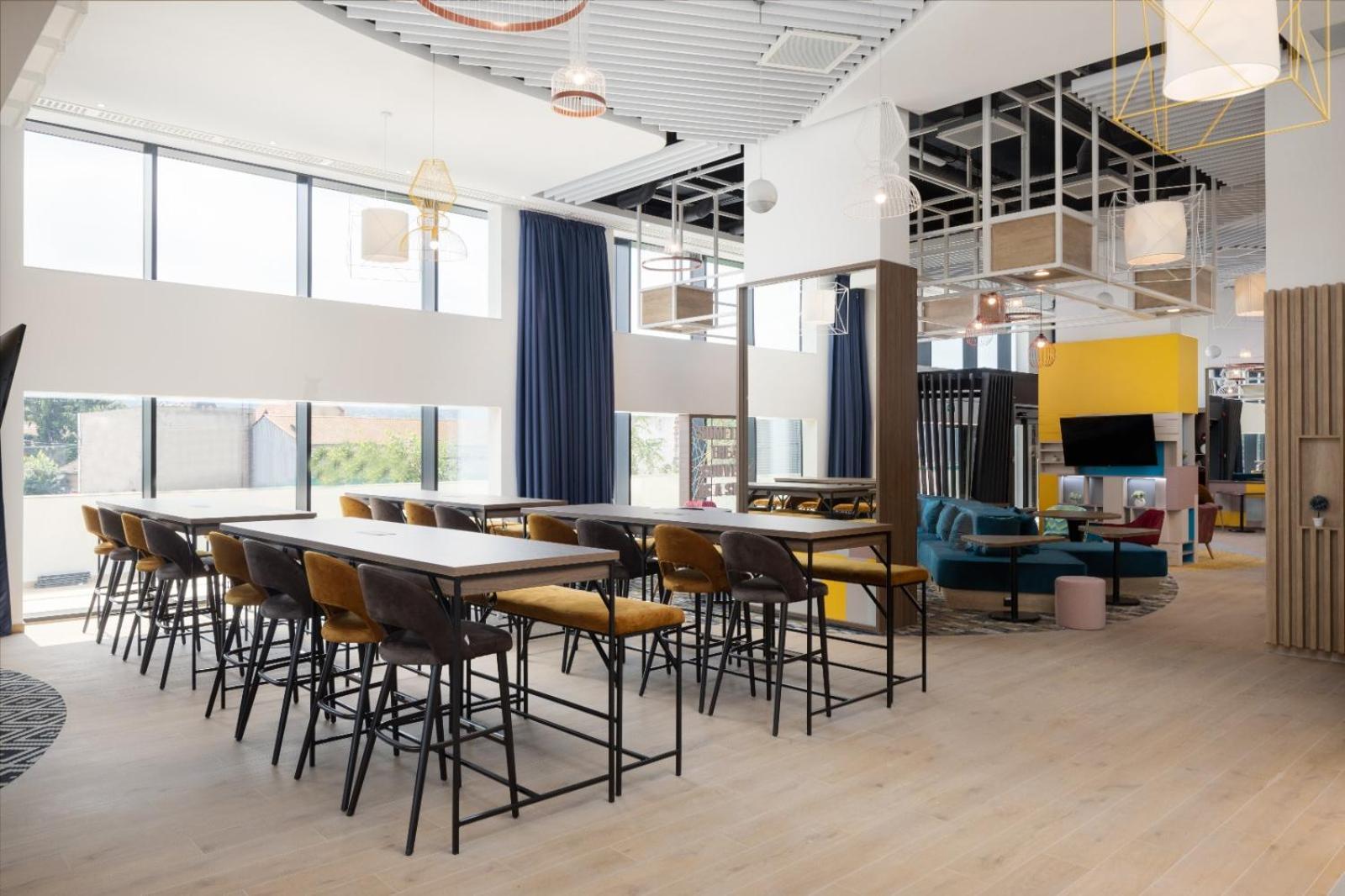 Hampton By Hilton Târgu-Mureş 外观 照片